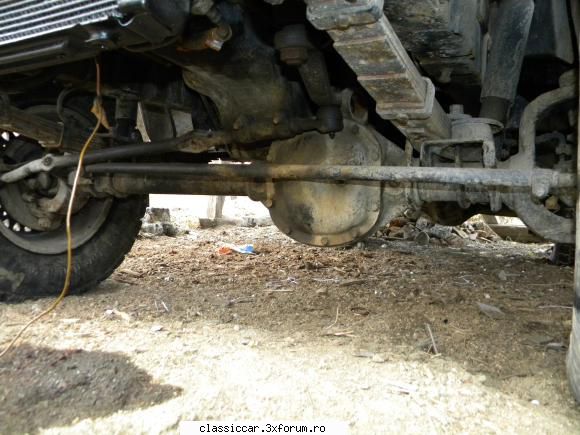 m 59 din 1960 - sub caroserie si sasiu totul e de jeep - Prezentare masini