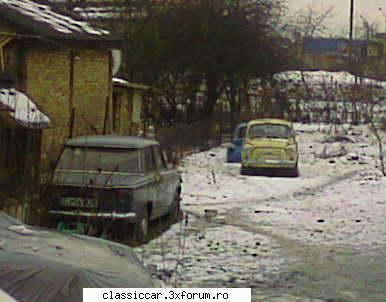 mai multe Fiaturi - pe o strada de pe masinistilor o curte cu 2 - Am vazut prin Cluj-Napoca