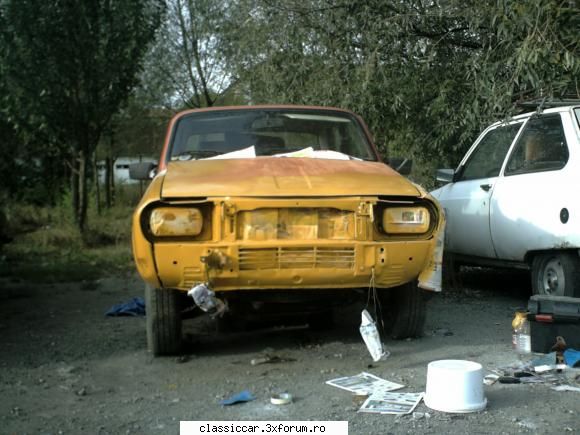 mascariciul galben - capota si partea frontala - Prezentare masini