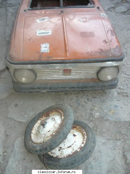 masinuta cu pedale moscwici - romeo.iancu - Vanzari-Cumparari biciclete