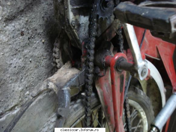 minimobra 1981 bordo - Azi am buc�tit si cealalt� - Prezentare motociclete, motorete si biciclete de colectie