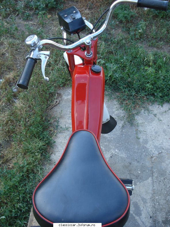 minimobra 1981 bordo - din postul de conducere - Prezentare motociclete, motorete si biciclete de colectie