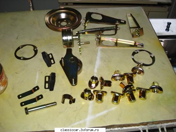 motor 2 CV - O parte din piese reintoarsede la galvanizare - Lucrari de intretinere