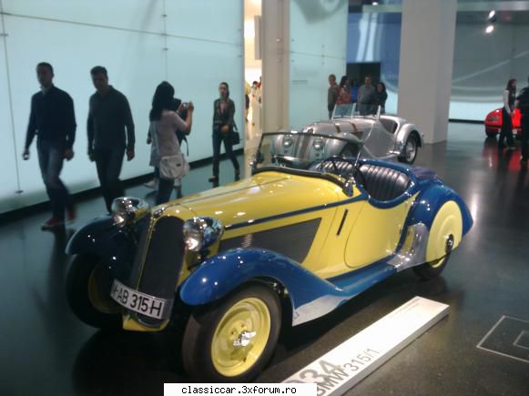 muzeul BMW - Munchen - rokin - Din lumea larga