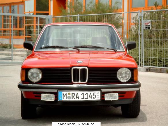 muzeul BMW - Munchen - Nuuu! Masina din pozele puse de mine, apartine - Din lumea larga