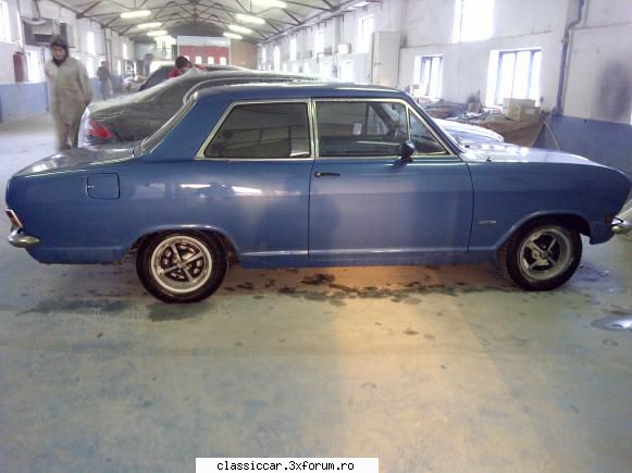 my opel kadett b an 1970 - stalpii spate inainte de interventie - Prezentare masini