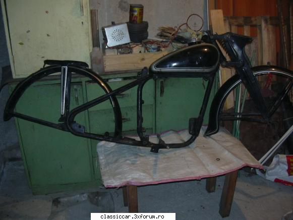nsu 125 zdb - asa arata fierul dupa ce a zacut - Prezentare motociclete, motorete si biciclete de colectie