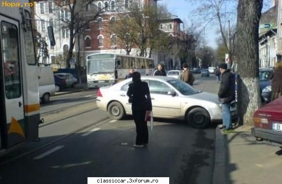 o foto... - Toti fac la noi ce vor - Coltul vesel