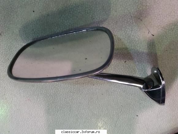 oglinzi - Vand doua oglinzi nichelate. Una este made in - Vanzari  piese si accesorii