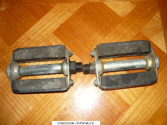 pedale Pegas - sunt aproape noi provenind de la o bicicleta de - Vanzari-Cumparari biciclete