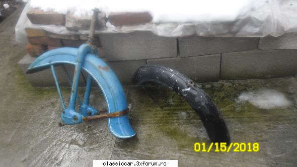 piese Lada - aripi moto vechi in stare buna - Vanzari  piese si accesorii