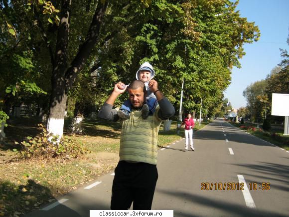 poze cu forumistii classiccar - eu si"junior",deasemenea,pasionat - Prezentare forumisti