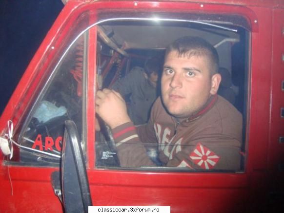 poze cu forumistii classiccar - Propun ca fiecare membru al forumului sa isi puna - Prezentare forumisti