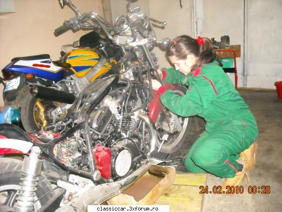 poze cu forumistii classiccar - baratom ! e foarte reala Roxana mea , si stie - Prezentare forumisti