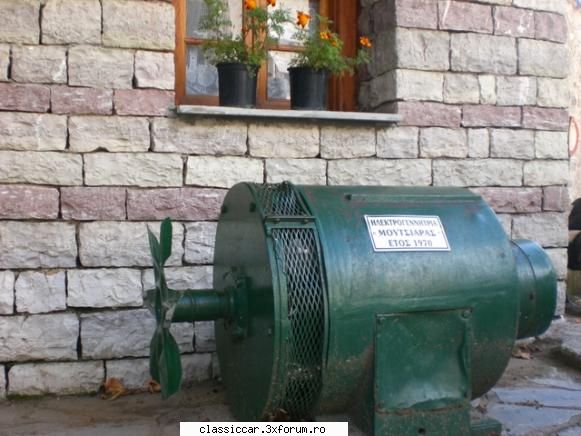 poze cu motoare vechi - patratel - File de istorie