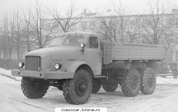 prototipuri masini clasice - Modelul NAMI 021 din 1956; bineinteles, a ramas - File de istorie
