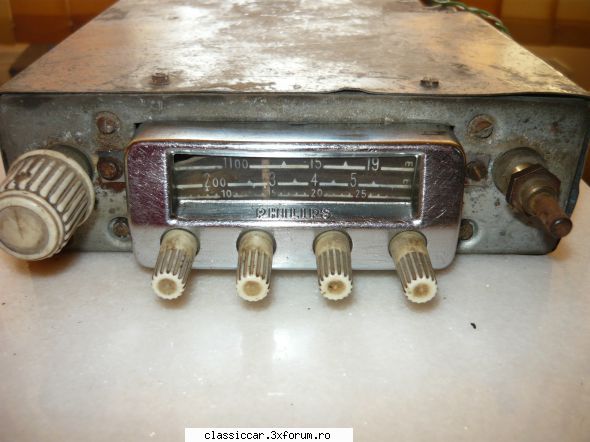 radiouri vechi - 4 radio philips -180 lei - Vanzari  piese si accesorii