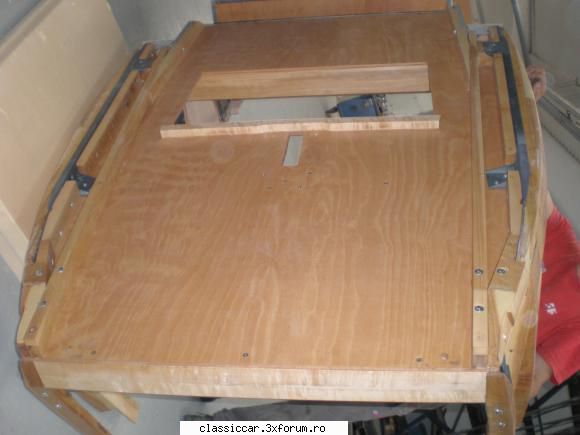 reconditionare IFA F8 Cabrio - Montate lateralele definitiv pe caroserie - Reconditionari si Restaurari
