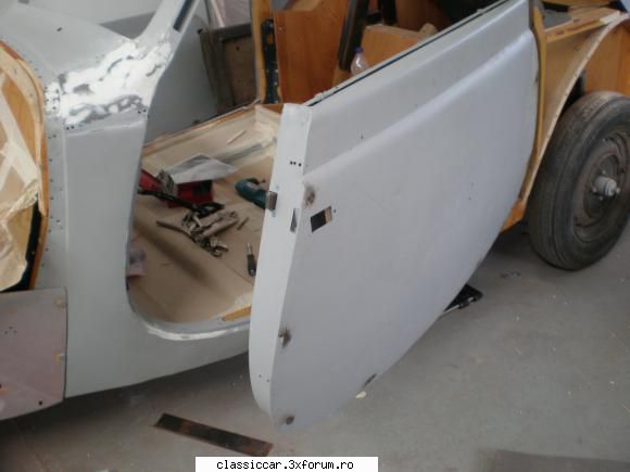 reconditionare IFA F8 Cabrio - Si masina mea are o usa!Mai am una! - Reconditionari si Restaurari
