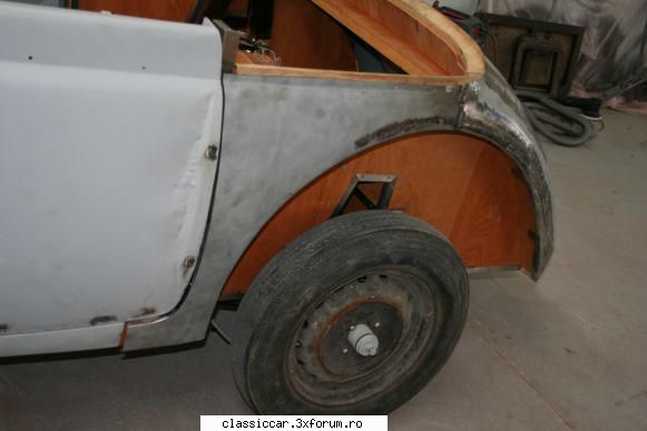 reconditionare IFA F8 Cabrio - Sudata aripa cu spatele si puse de proba - Reconditionari si Restaurari