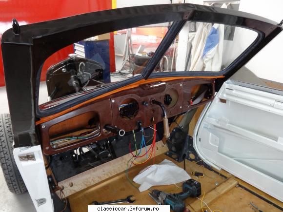 reconditionare IFA F8 Cabrio - Una bucata bord si schimbator - Reconditionari si Restaurari