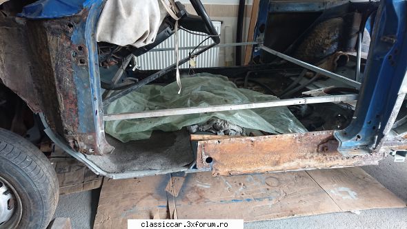 reconditionare Sport - se observa carpeala de pe contraprag,tabla sudata - Reconditionari si Restaurari
