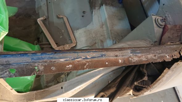 reconditionare Sport - am dat de greu la ramele geamurilor....forme - Reconditionari si Restaurari