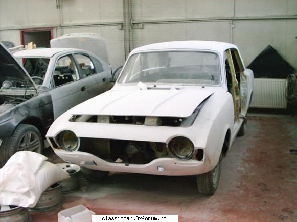 restaurarea unui ford corsair 1968 - greul incepuse deoarece se apropia timpul - Reconditionari si Restaurari