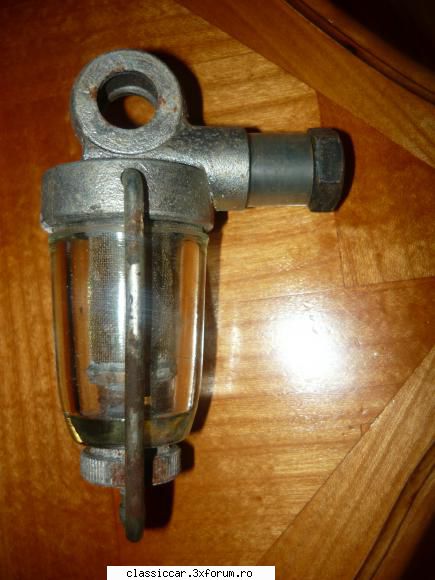 filtru vechi este nos
50 dacia 1300,lampa moto veche ,si alte piese