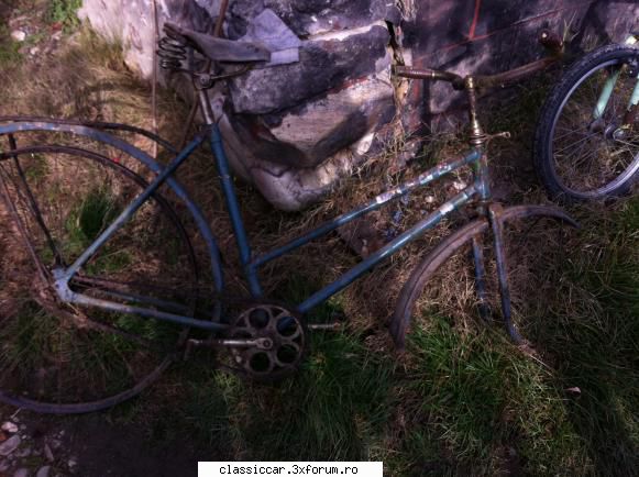 stie cineva ce bicicleta este? - am gasit o bicicl - Prezentare motociclete, motorete si biciclete de colectie