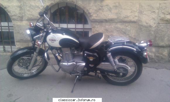 un BMW, o motocicleta, un fiat - vespafun - Am vazut prin Cluj-Napoca