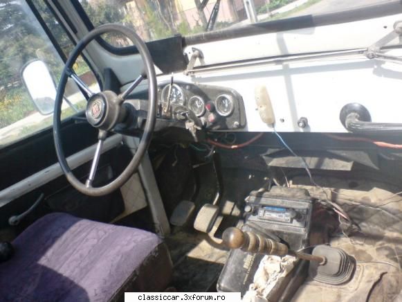 un M vesel - masina merge bine,motor de BV in 3 pistoane,e - Am vazut prin Romania