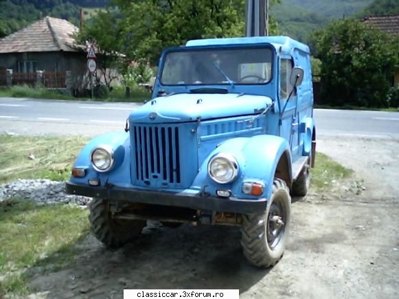 un utilaj din judet.. - trist si parasit pe marginea drumului..inchis cu - Am vazut prin Romania