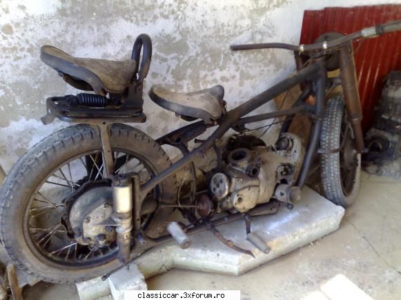 ural M72 - la care caut piese: cilindru - Prezentare motociclete, motorete si biciclete de colectie