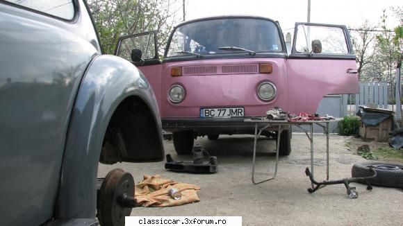 user nou: Komissar - O alta poza... bus-ului roz/mov i se rupsese - Prezentare forumisti