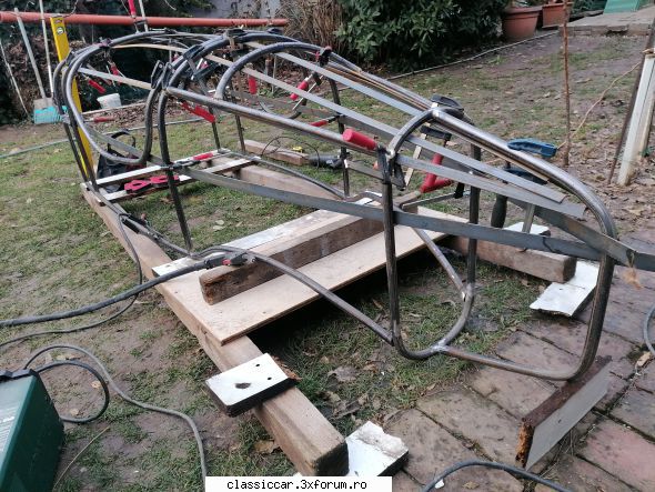 va salut si felicitari pentru forum . - Salutari �n 2025 cu al treilea test de Fiat 804 - Prezentare forumisti