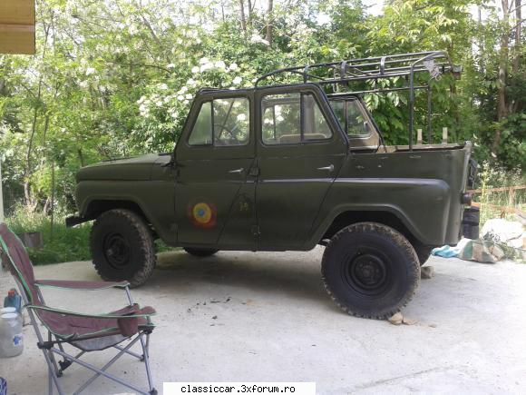 vand Uaz 469B - are doar 2400 km,toate piesele - Vanzari auto-moto clasice direct de catre proprietari