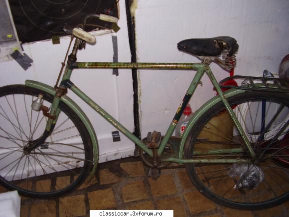 vand bicicleta tohan t 28 - Vand bicicleta tohan t 28 cu vopsea si actibilde - Vanzari-Cumparari biciclete