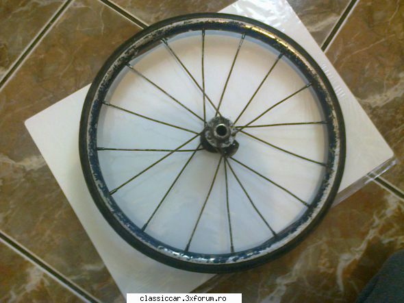 vind biciclete si piese de biciclete - au cauciucurile bune,fara crapaturi - Vanzari-Cumparari biciclete
