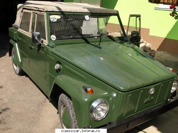 vw 181 ,alintat kubelwagen . - Cele doua chestii din alu.pe capota fixeaza - Prezentare masini