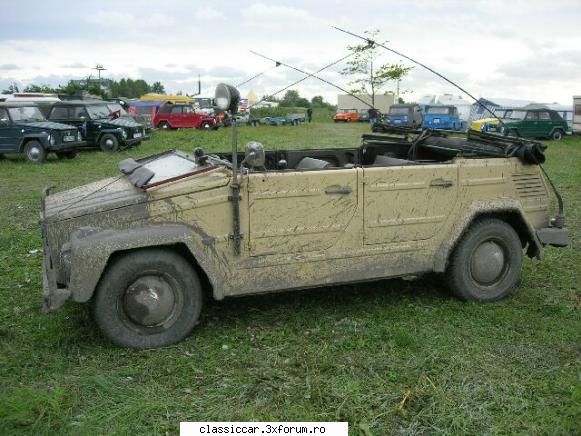 vw 181 ,alintat kubelwagen . - Asa se vede ca totusi s-au intilnit dupa ploaia - Prezentare masini