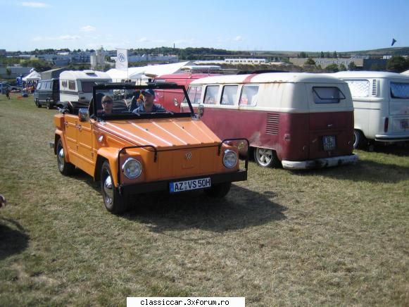 vw 181 ,alintat kubelwagen . - Mai pun poze ,tot cu vw181 - Prezentare masini