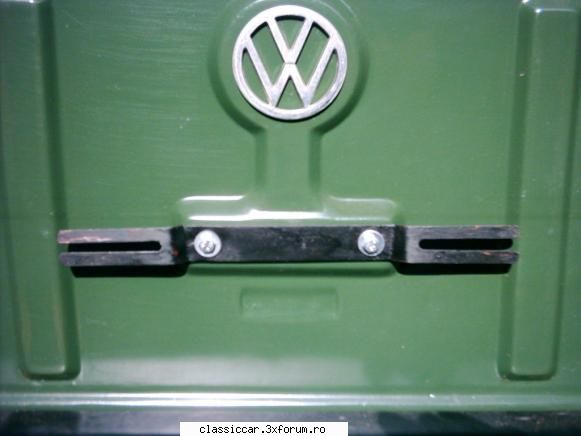 vw 181 ,alintat kubelwagen . - Pentru numerele din fata este un suport - Prezentare masini