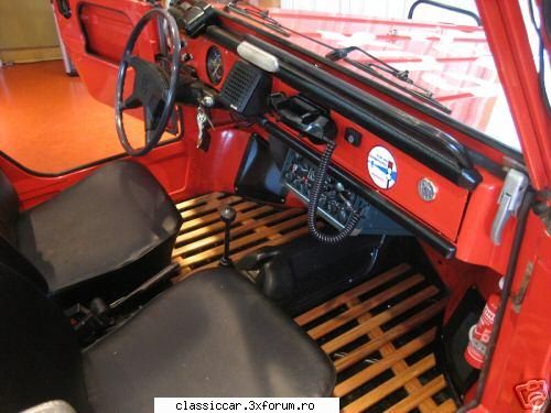 vw 181 ,alintat kubelwagen . - poate gratarul ala de lemn nu e rau in masina - Prezentare masini